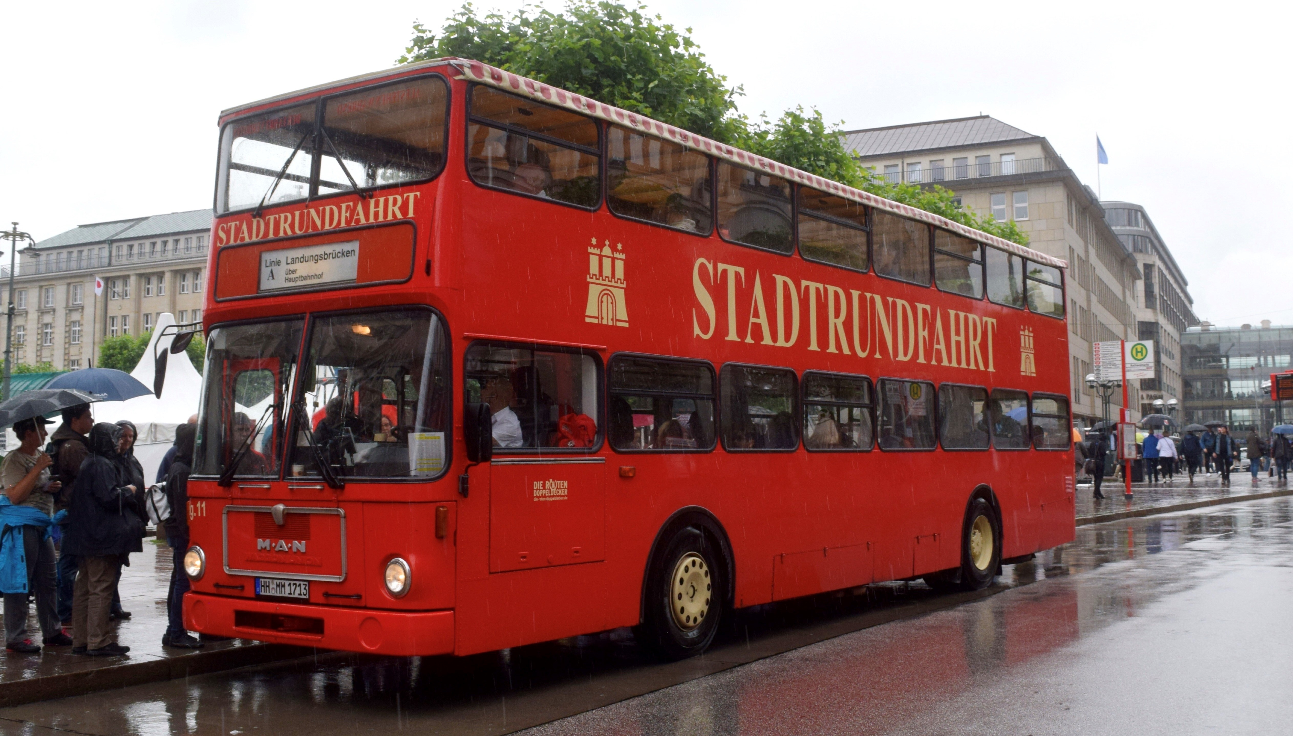 Hamburg Stadtrundfahrt, Die Roten Doppeldecker