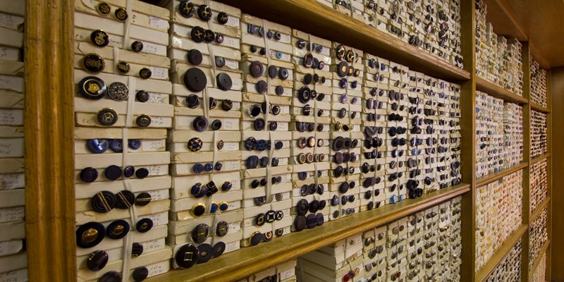 buttons of different colours and sizes