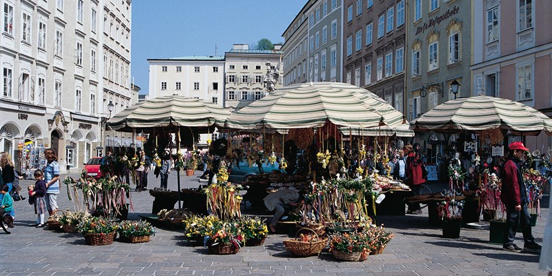 Der Grünmarkt in Salzburg, Austria